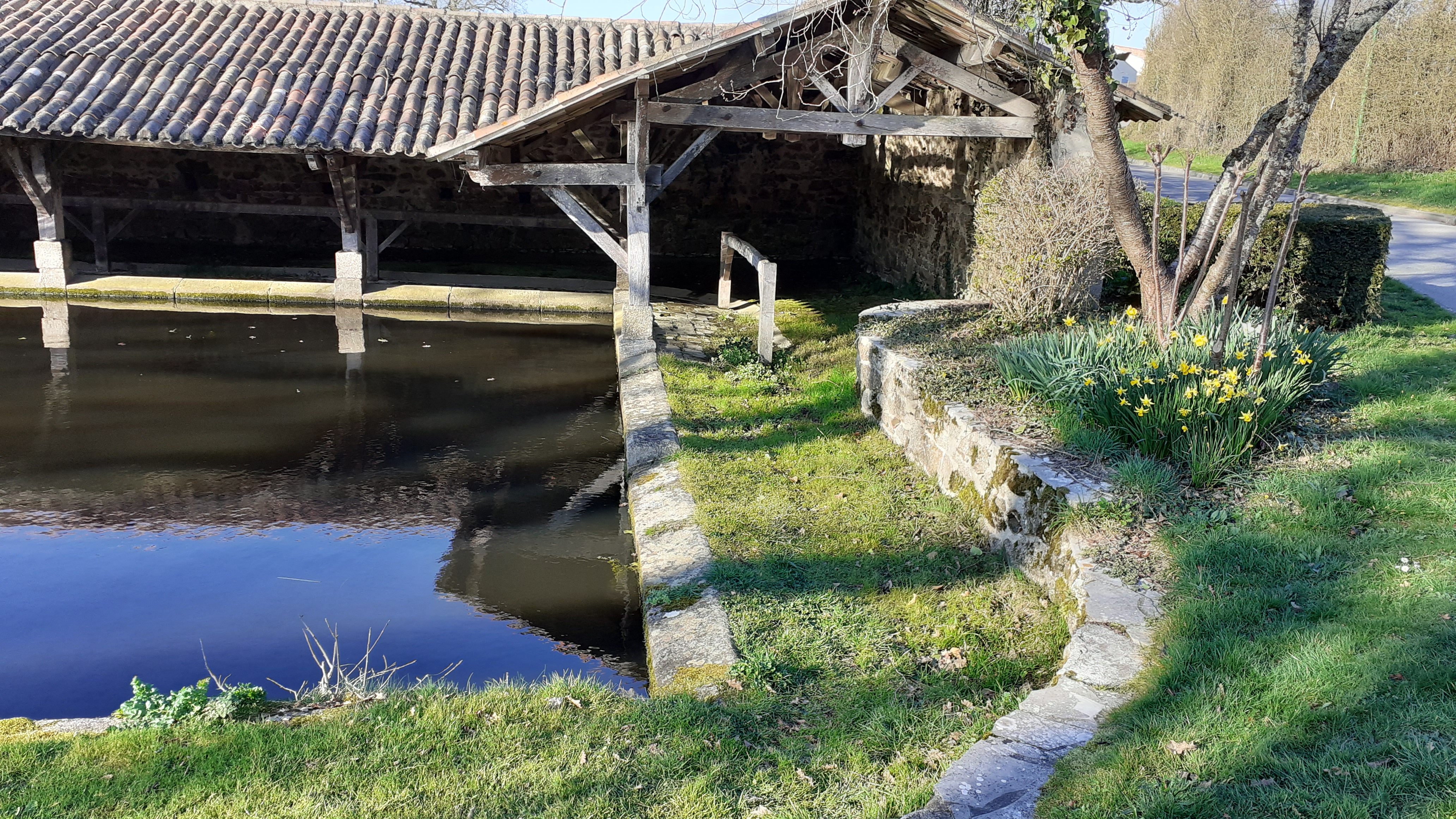 Le grand Lavoir de la Chaize le Vicomte